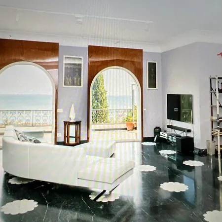 Hotel Casa Corso Degli Inglesi - *